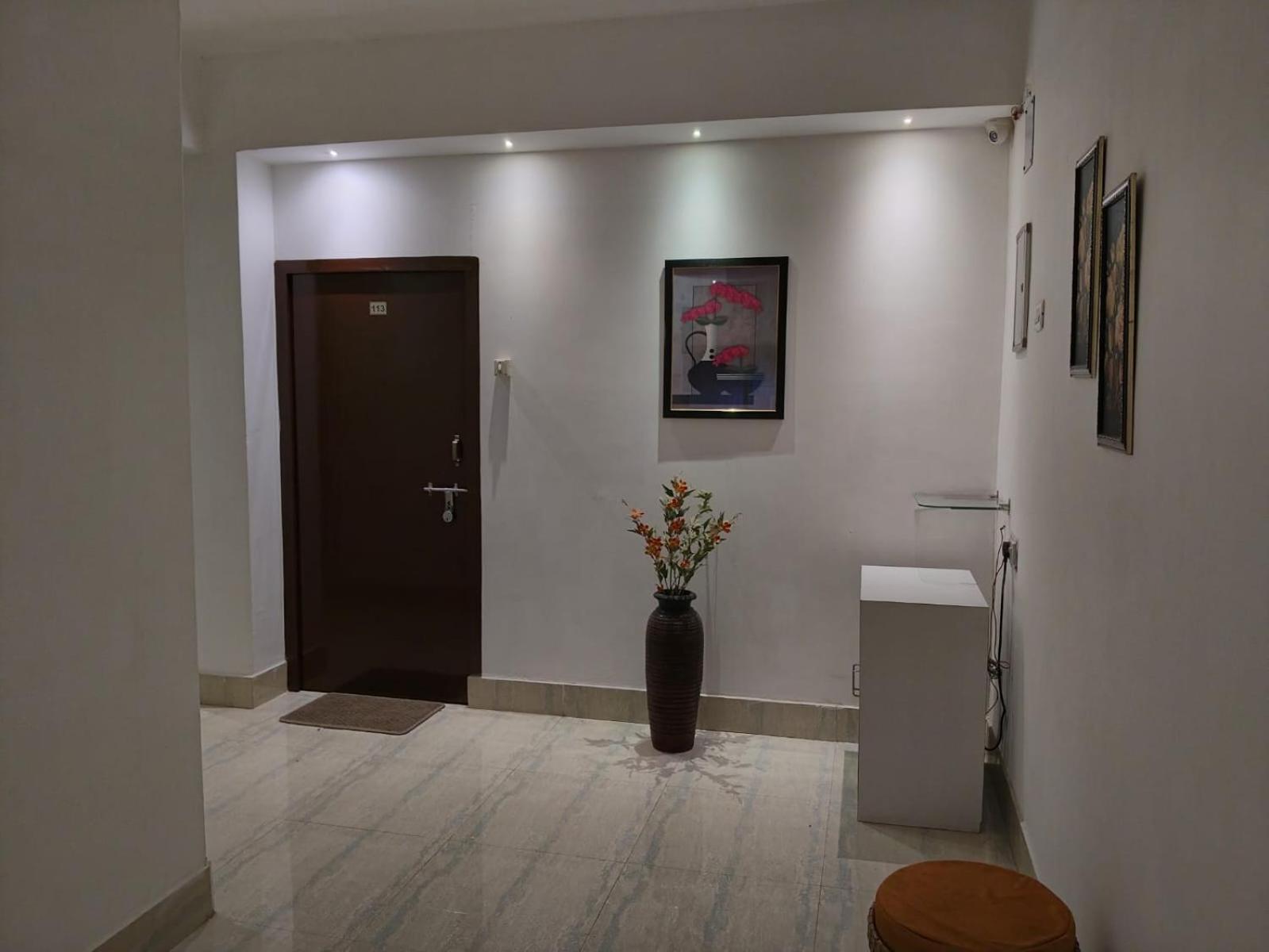The Executive Inn Γουβαχάτι Εξωτερικό φωτογραφία