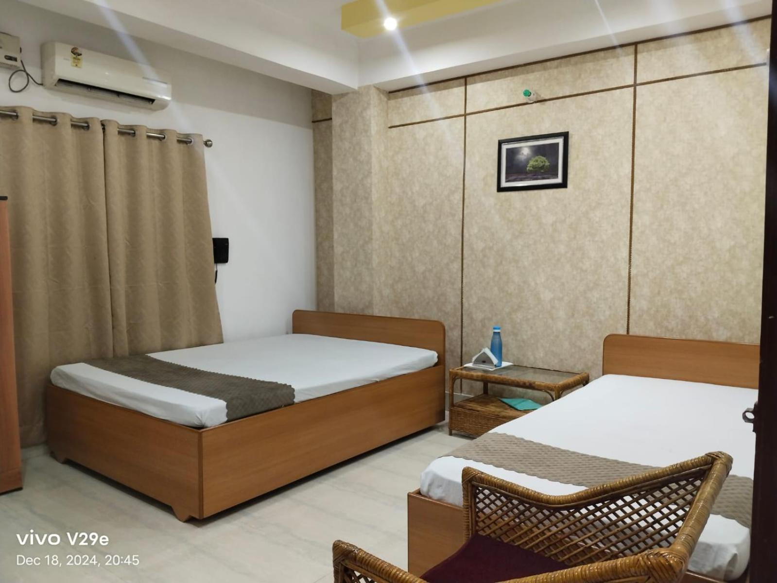 The Executive Inn Γουβαχάτι Εξωτερικό φωτογραφία