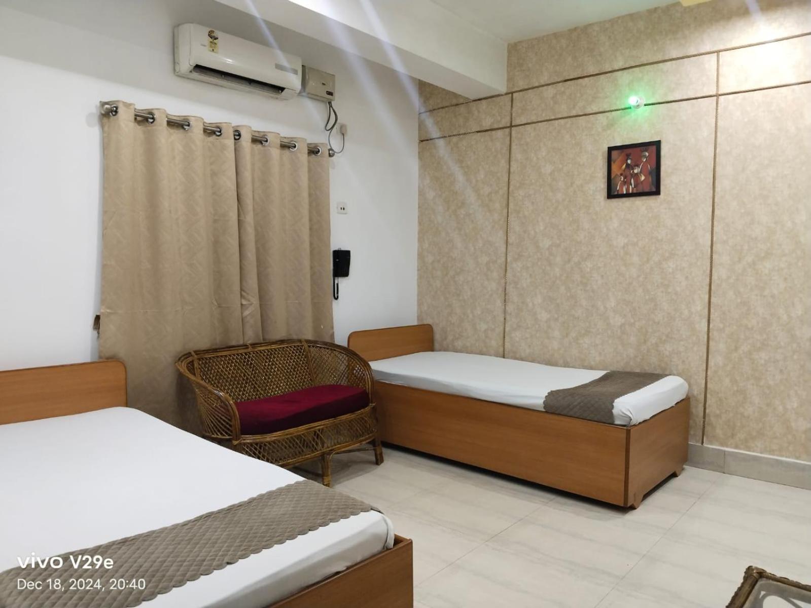 The Executive Inn Γουβαχάτι Εξωτερικό φωτογραφία